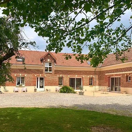 D Hotes La Du 12 Bed & Breakfast 3*