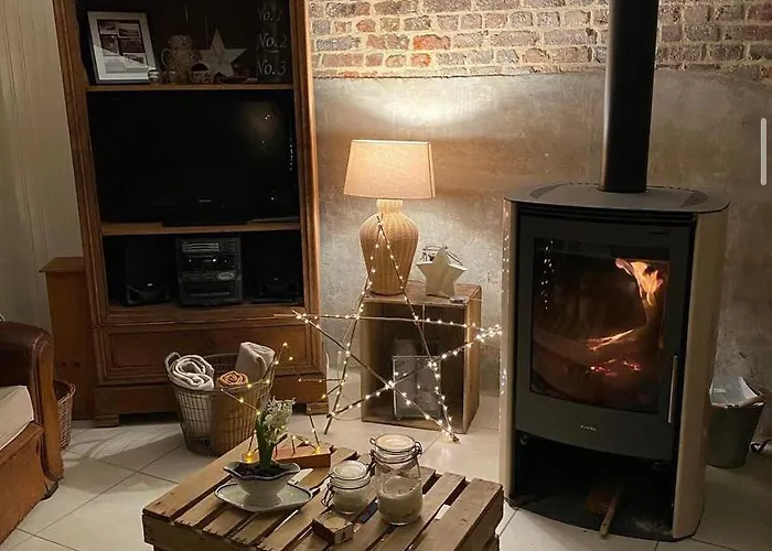 D Hotes La Du 12 Bed & Breakfast 3*