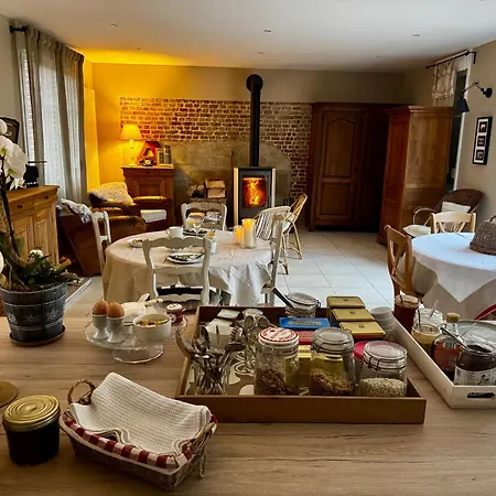 D Hotes La Du 12 3* Brie (Somme)