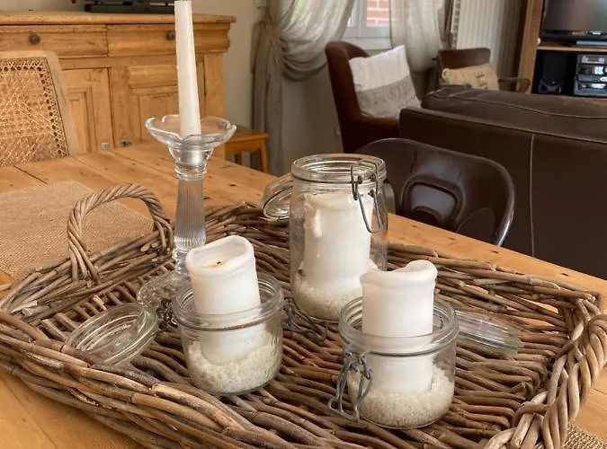 D Hotes La Du 12 3* Brie (Somme)